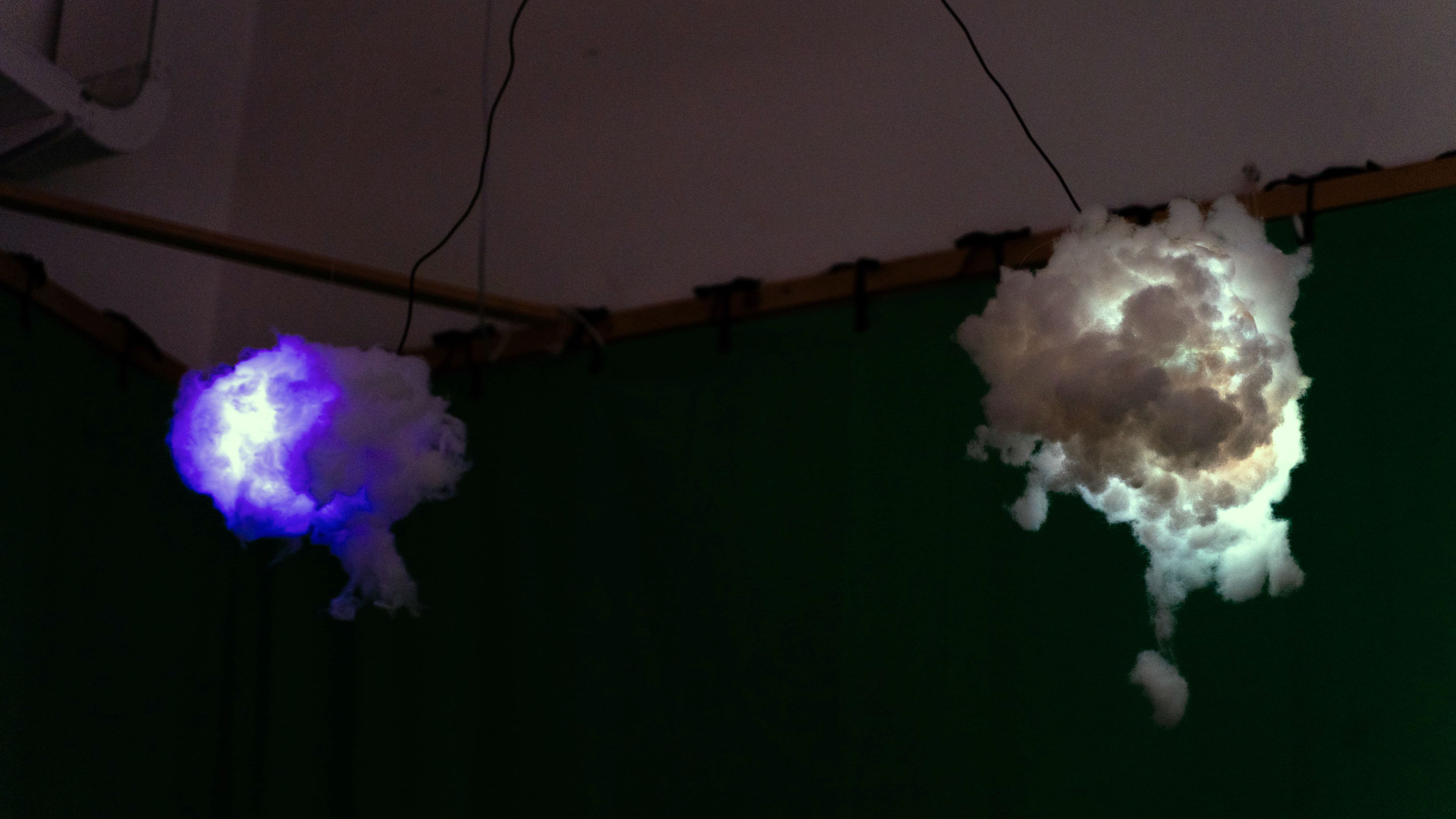 Rappresentazione della tristezza e della felicità